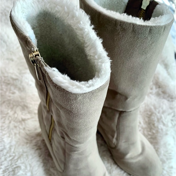 Juicy Couture Y2K Wedge Boots - Picture 3 of 5